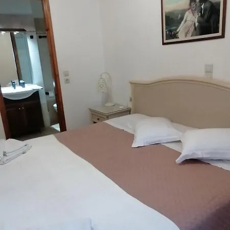 Authentic In Fiscardo Apartamento