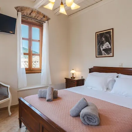 Authentic In Fiscardo Apartment *