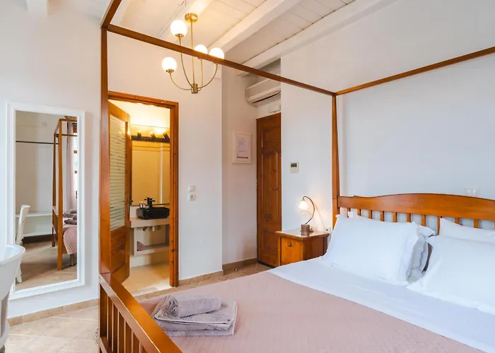 Authentic In Fiscardo Apartment