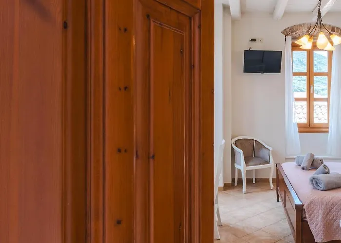 Authentic In Fiscardo Apartment